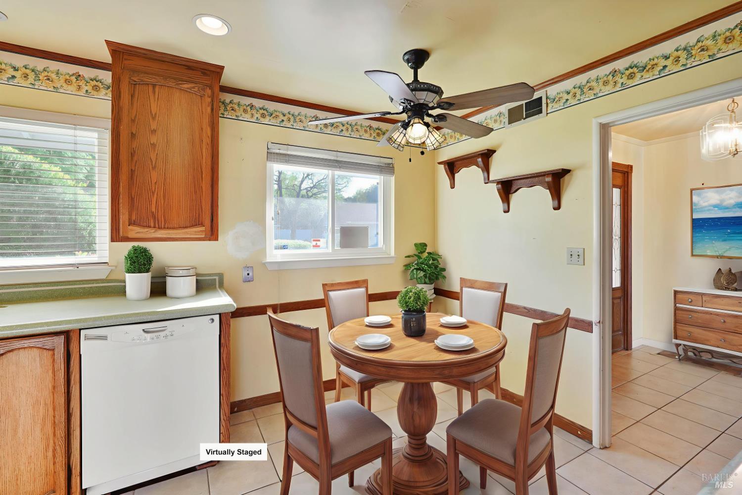 Detail Gallery Image 24 of 80 For 300 Neil St, Vacaville,  CA 95688 - 3 Beds | 2 Baths