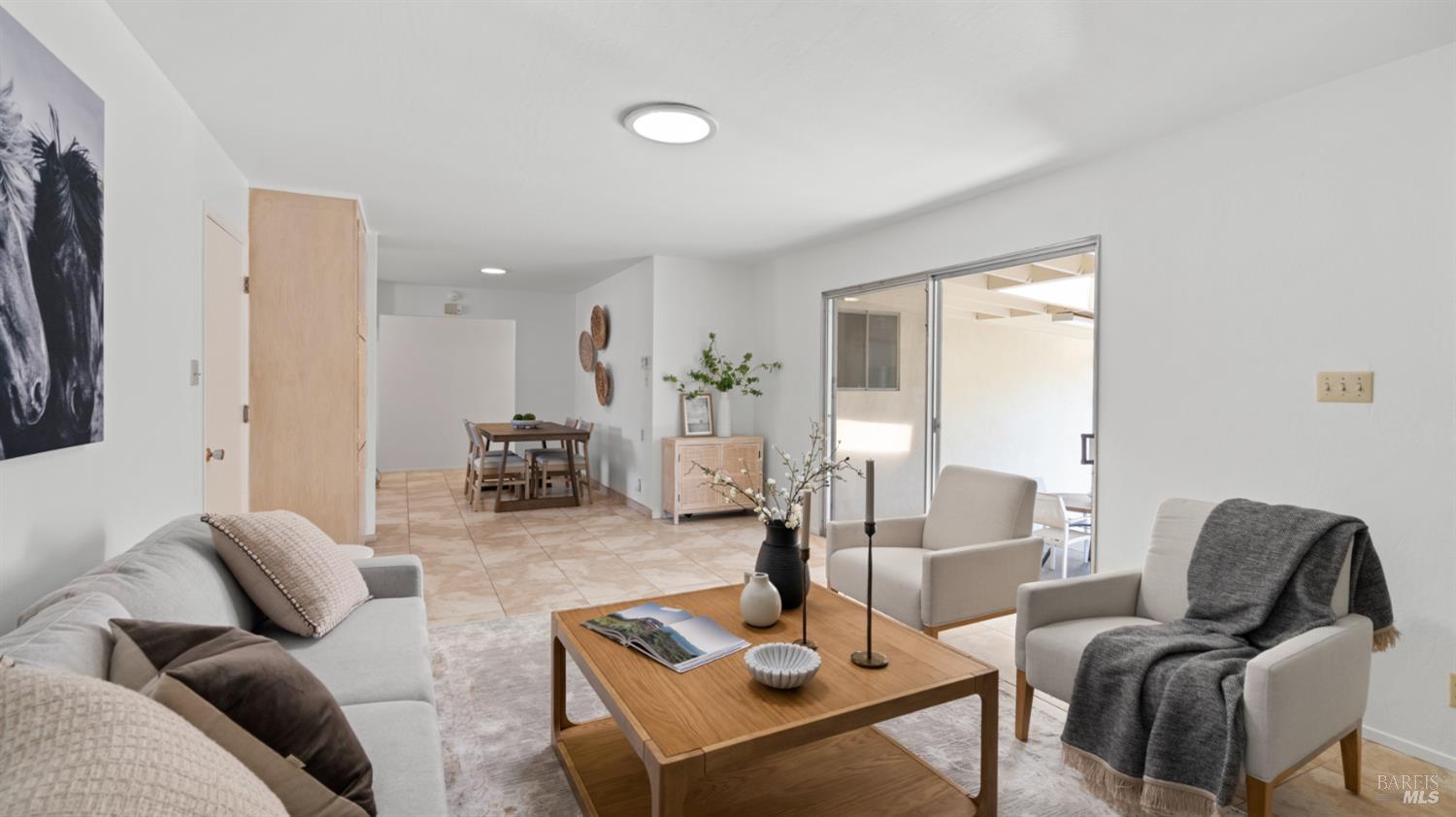 Detail Gallery Image 28 of 40 For 716 Elm Dr, Petaluma,  CA 94952 - 3 Beds | 2 Baths