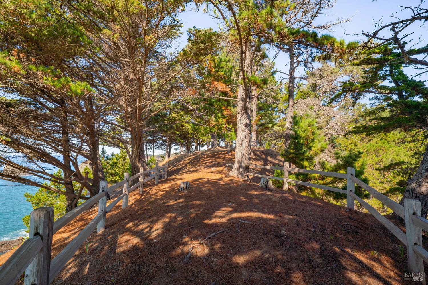 Detail Gallery Image 28 of 77 For 5420 S Highway 1 Unkn, Elk,  CA 95432 - 2 Beds | 3 Baths