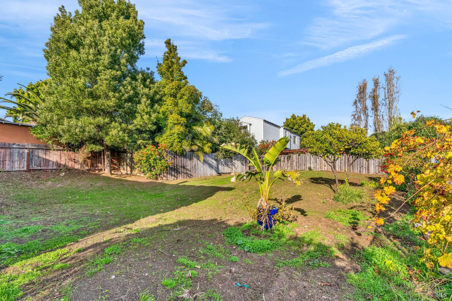 Detail Gallery Image 37 of 43 For 8 Santa Paula Way, Vallejo,  CA 94590 - 2 Beds | 1 Baths