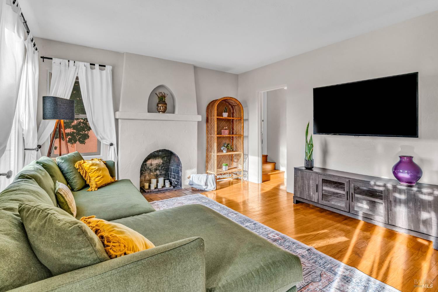 Detail Gallery Image 5 of 43 For 8 Santa Paula Way, Vallejo,  CA 94590 - 2 Beds | 1 Baths