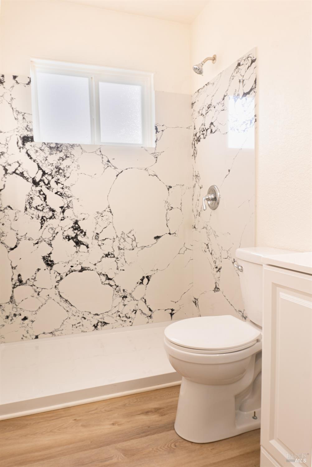 Detail Gallery Image 12 of 27 For 501 Mark Ave, Vallejo,  CA 94589 - 3 Beds | 2 Baths