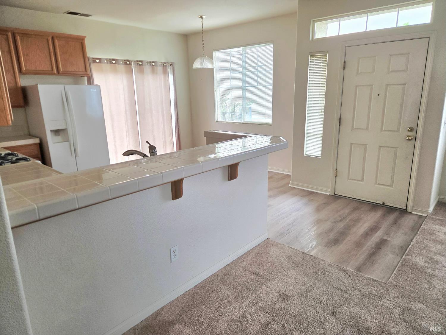 Detail Gallery Image 4 of 17 For 761 Pinehurst Dr, Rio Vista,  CA 94571 - 2 Beds | 2 Baths