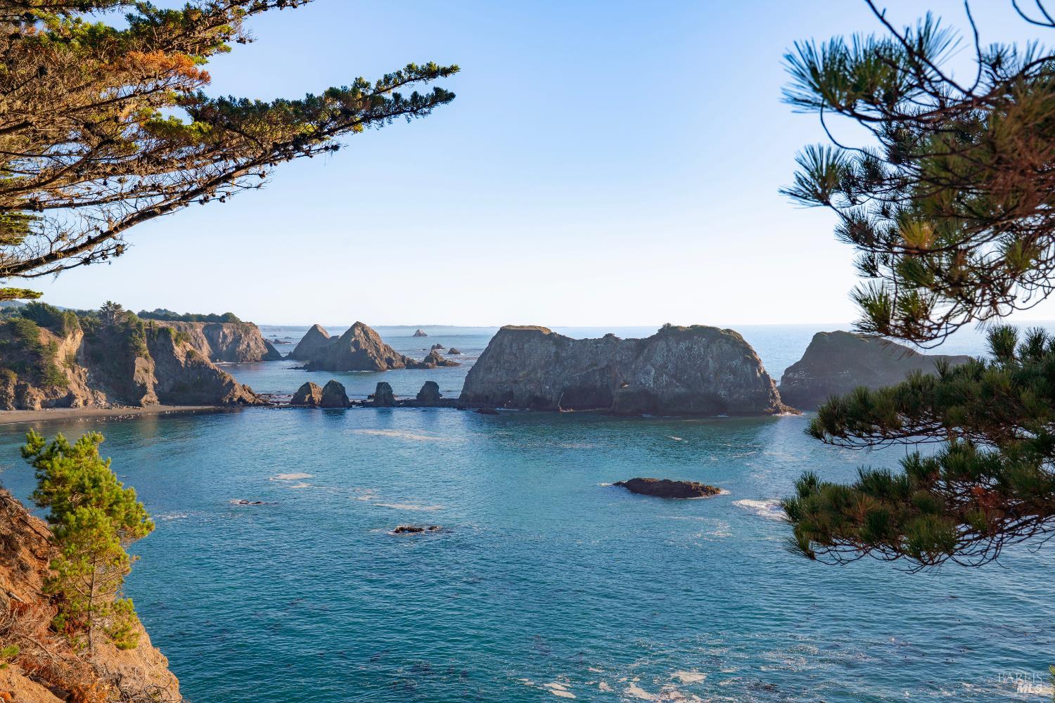 Detail Gallery Image 38 of 77 For 5420 S Highway 1 Unkn, Elk,  CA 95432 - 2 Beds | 3 Baths