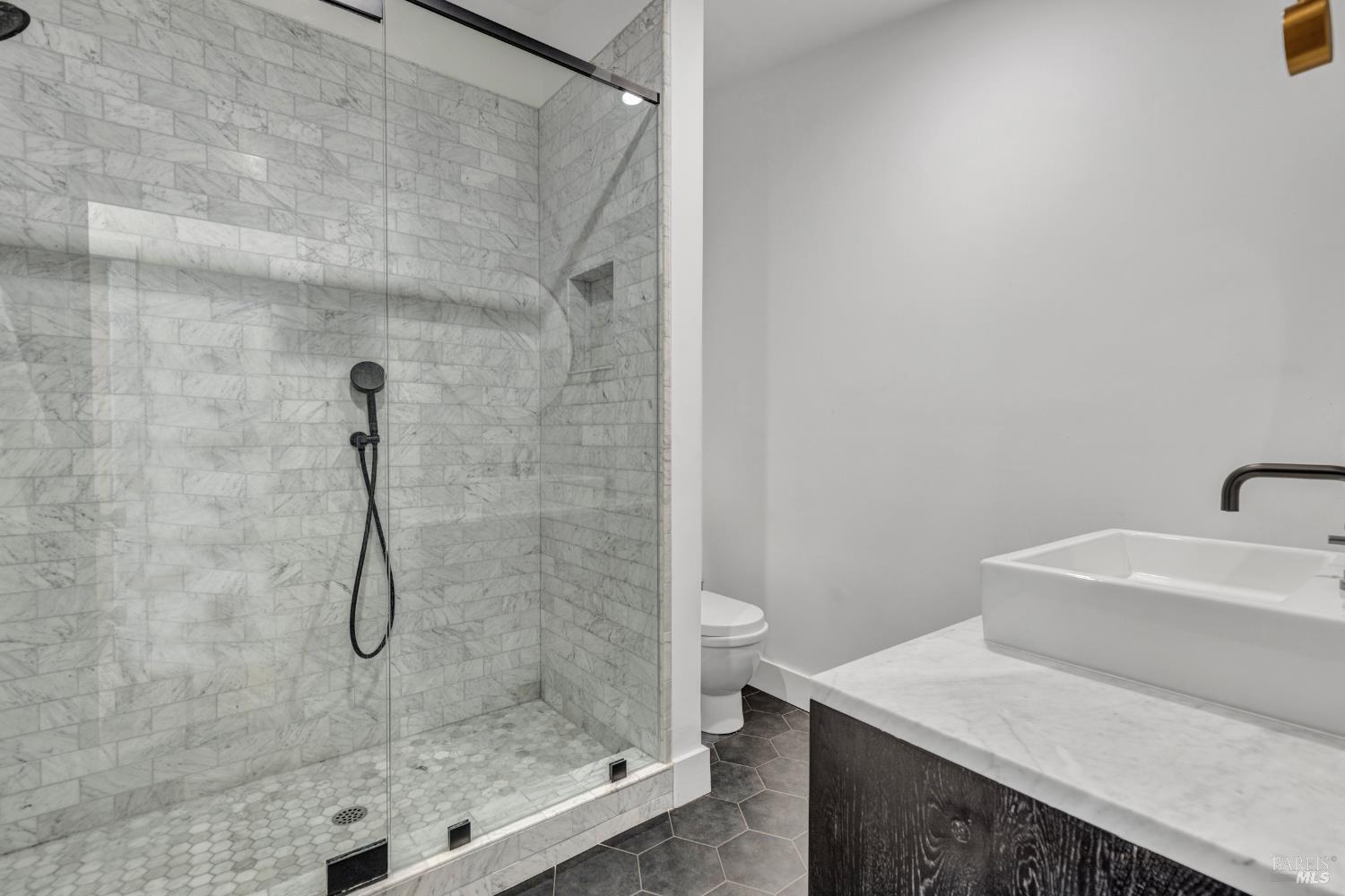 Detail Gallery Image 21 of 53 For 496 Raymond Dr, Benicia,  CA 94510 - 3 Beds | 2 Baths