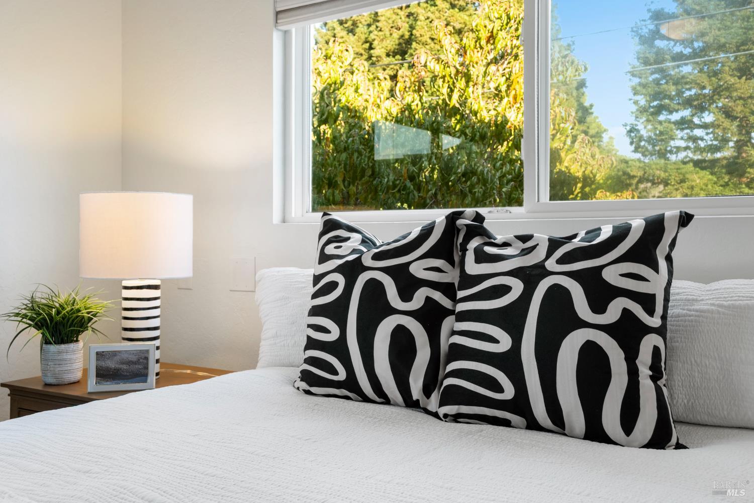 Detail Gallery Image 32 of 85 For 2159 Penny Ln, Napa,  CA 94559 - 5 Beds | 3/1 Baths