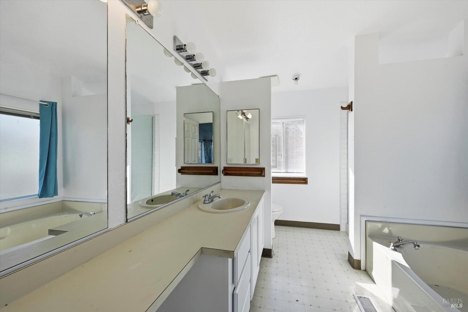 Detail Gallery Image 12 of 35 For 6763 Collier Ave 10, Upper Lake,  CA 95485 - 2 Beds | 2 Baths