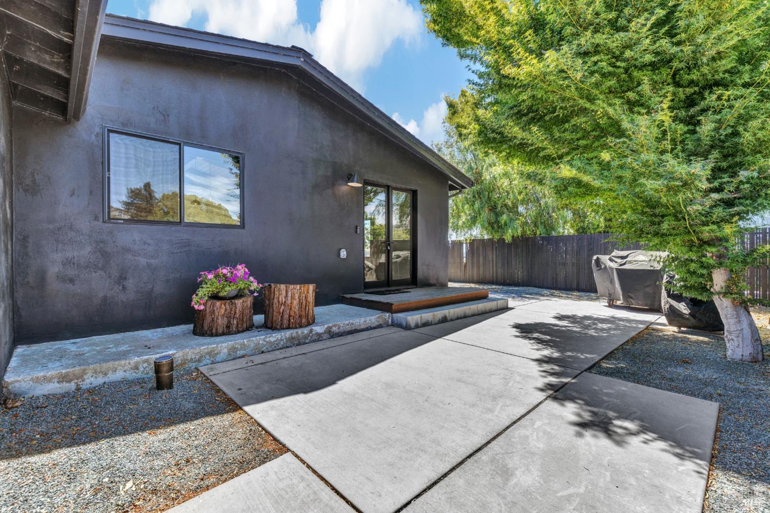 Detail Gallery Image 31 of 53 For 496 Raymond Dr, Benicia,  CA 94510 - 3 Beds | 2 Baths