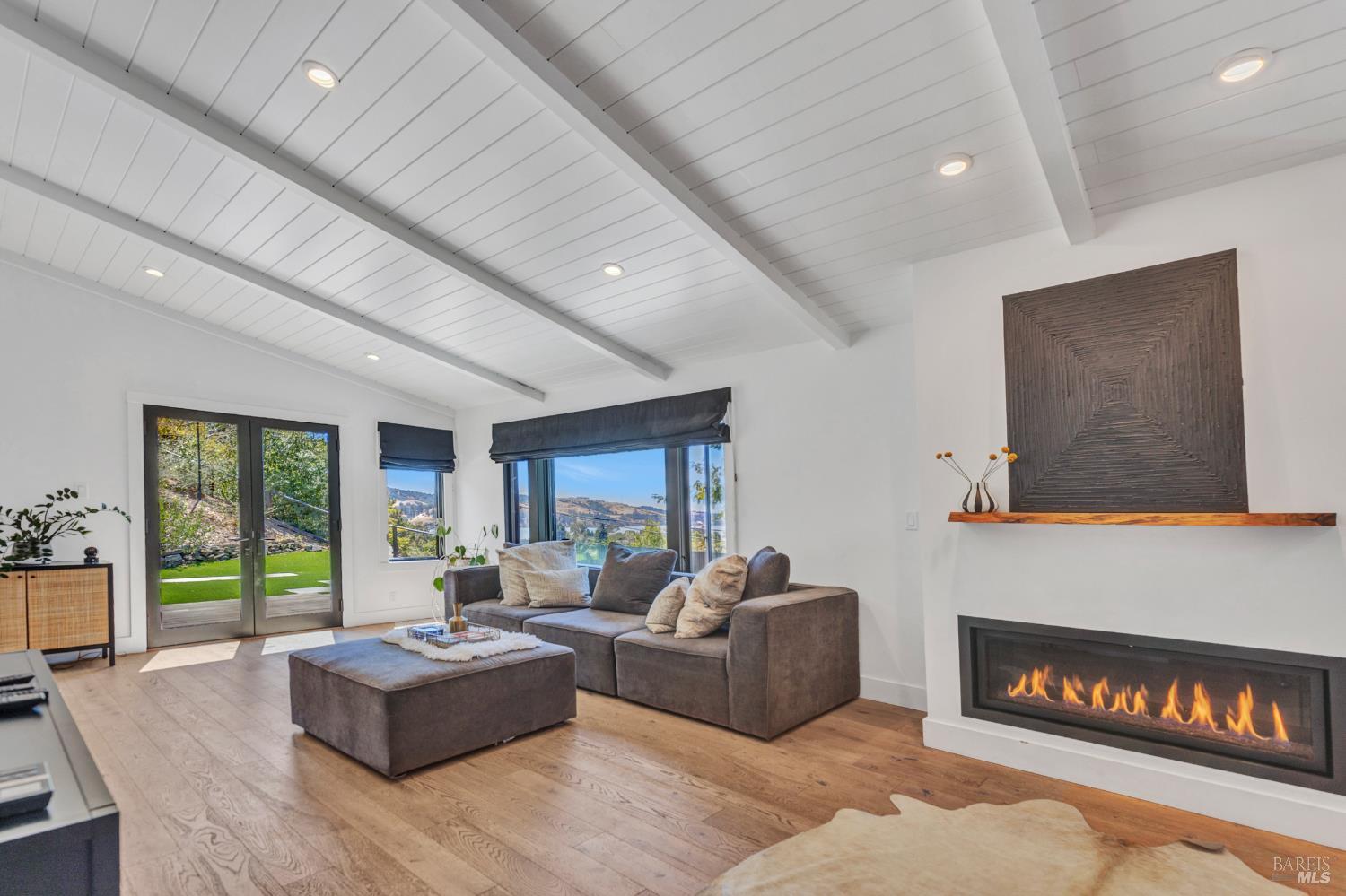 Detail Gallery Image 12 of 53 For 496 Raymond Dr, Benicia,  CA 94510 - 3 Beds | 2 Baths