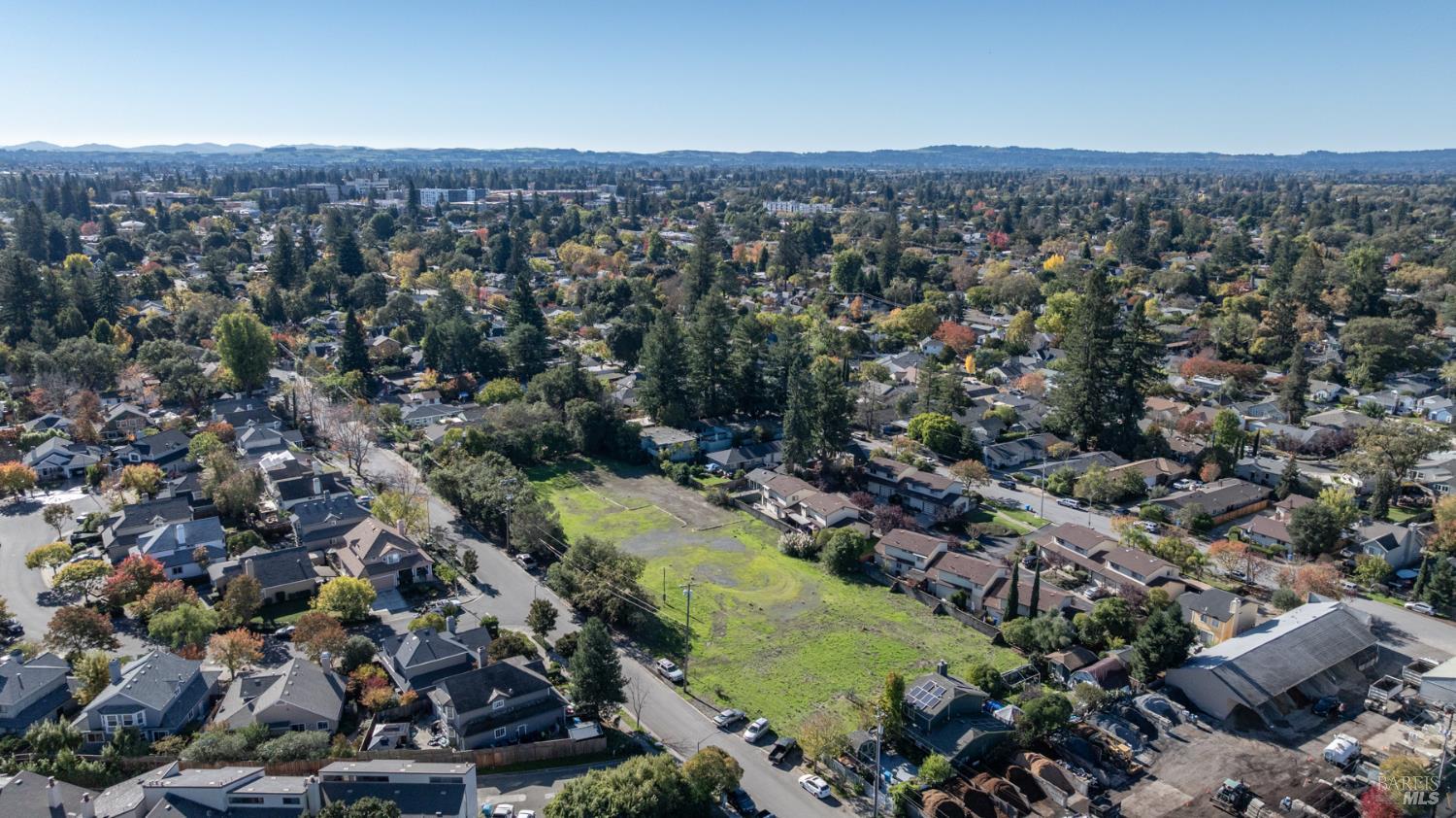 Detail Gallery Image 3 of 20 For 1055 Wright St, Santa Rosa,  CA 95404 - – Beds | – Baths