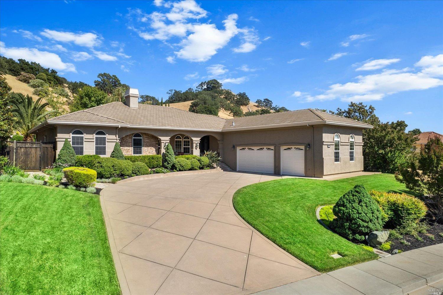 Detail Gallery Image 2 of 78 For 6041 N Vine St, Vacaville,  CA 95688 - 4 Beds | 2/1 Baths