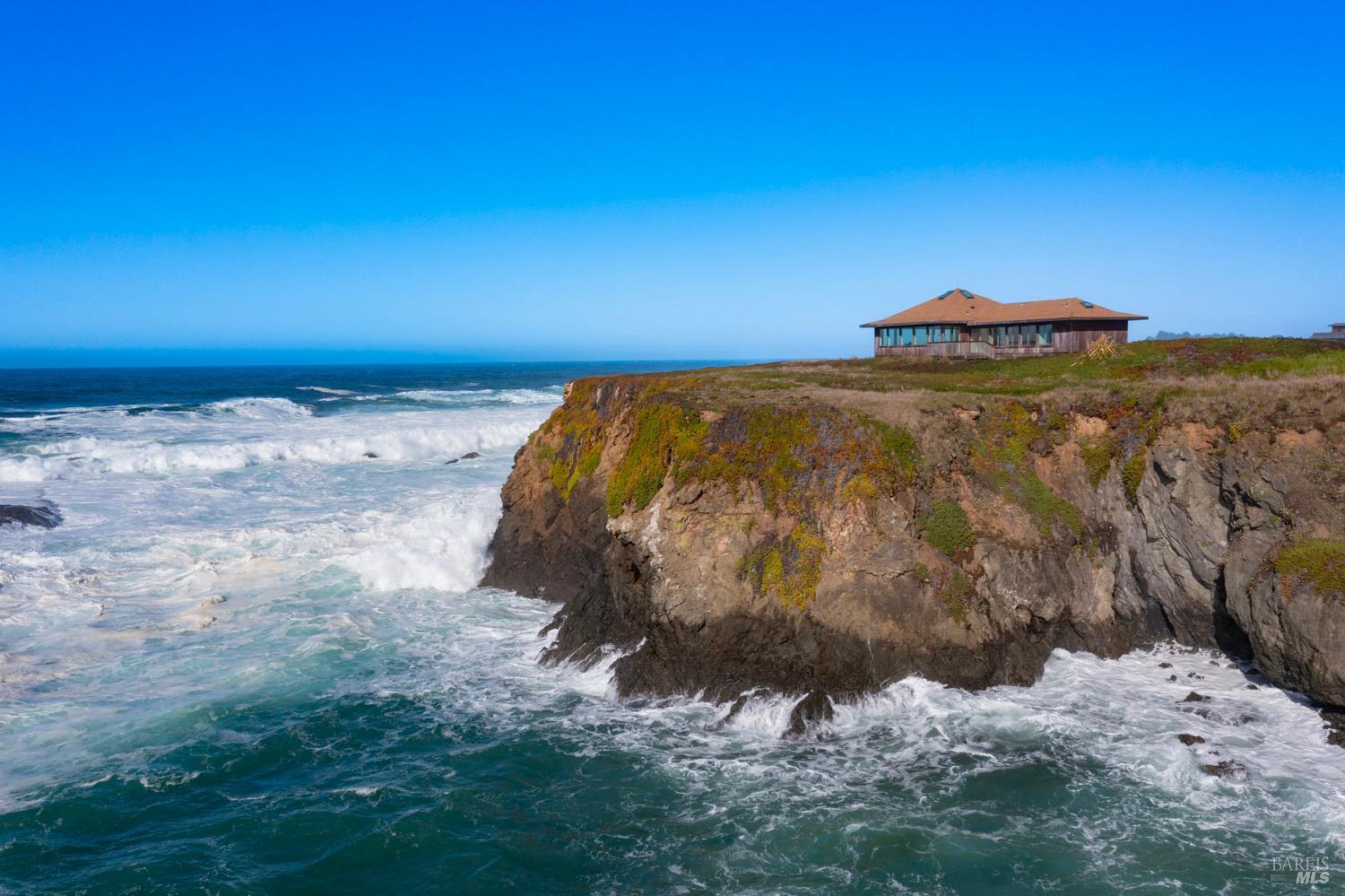 Detail Gallery Image 5 of 63 For 45525 S Caspar Dr, Mendocino,  CA 95460 - 1 Beds | 2 Baths