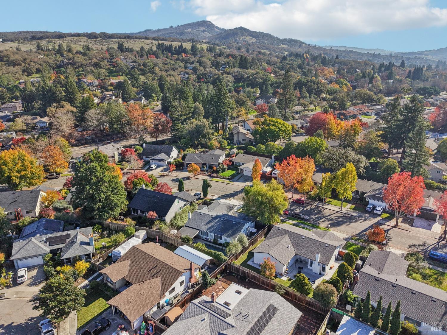 Detail Gallery Image 59 of 64 For 4233 Brookshire Cir, Santa Rosa,  CA 95405 - 4 Beds | 2 Baths