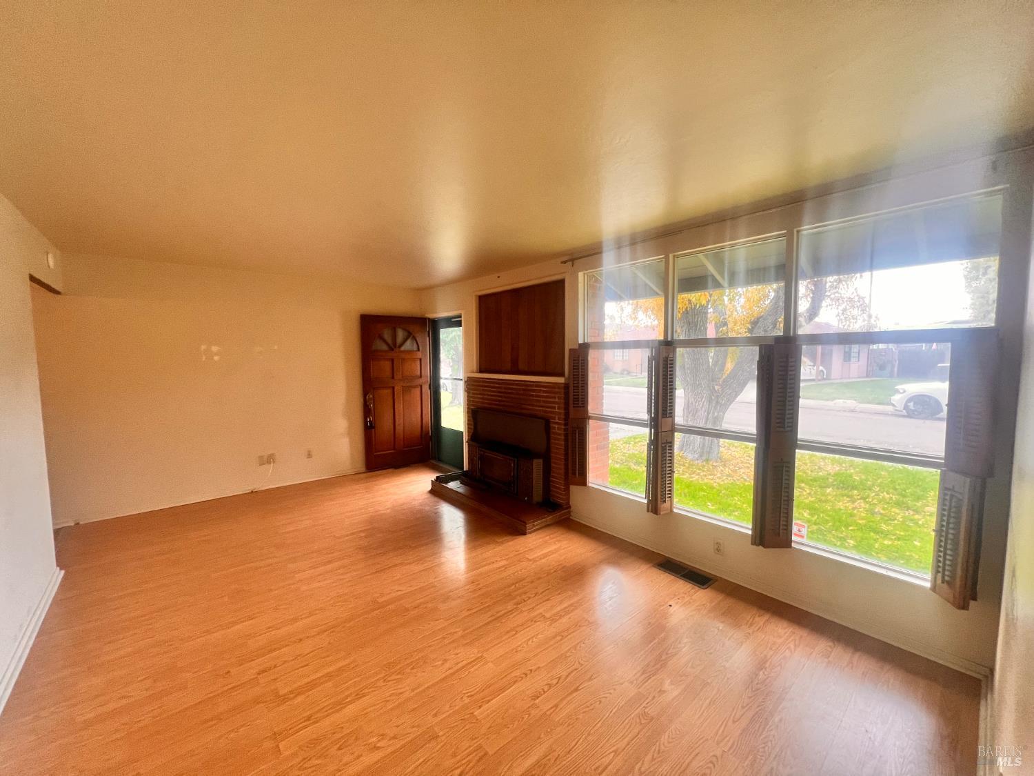 Detail Gallery Image 5 of 29 For 269 Crescent Dr, Rio Vista,  CA 94571 - 3 Beds | 1/1 Baths