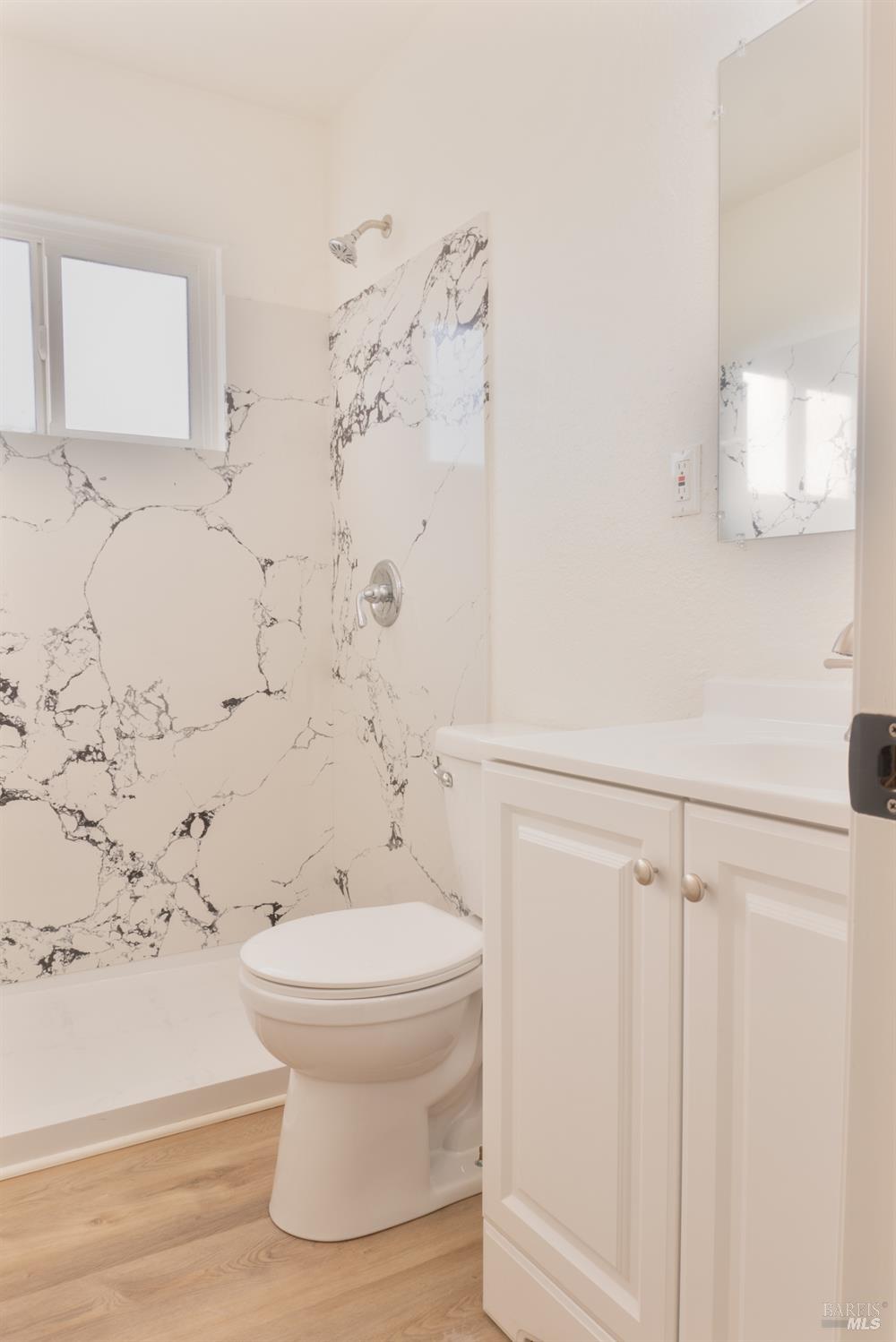 Detail Gallery Image 11 of 27 For 501 Mark Ave, Vallejo,  CA 94589 - 3 Beds | 2 Baths