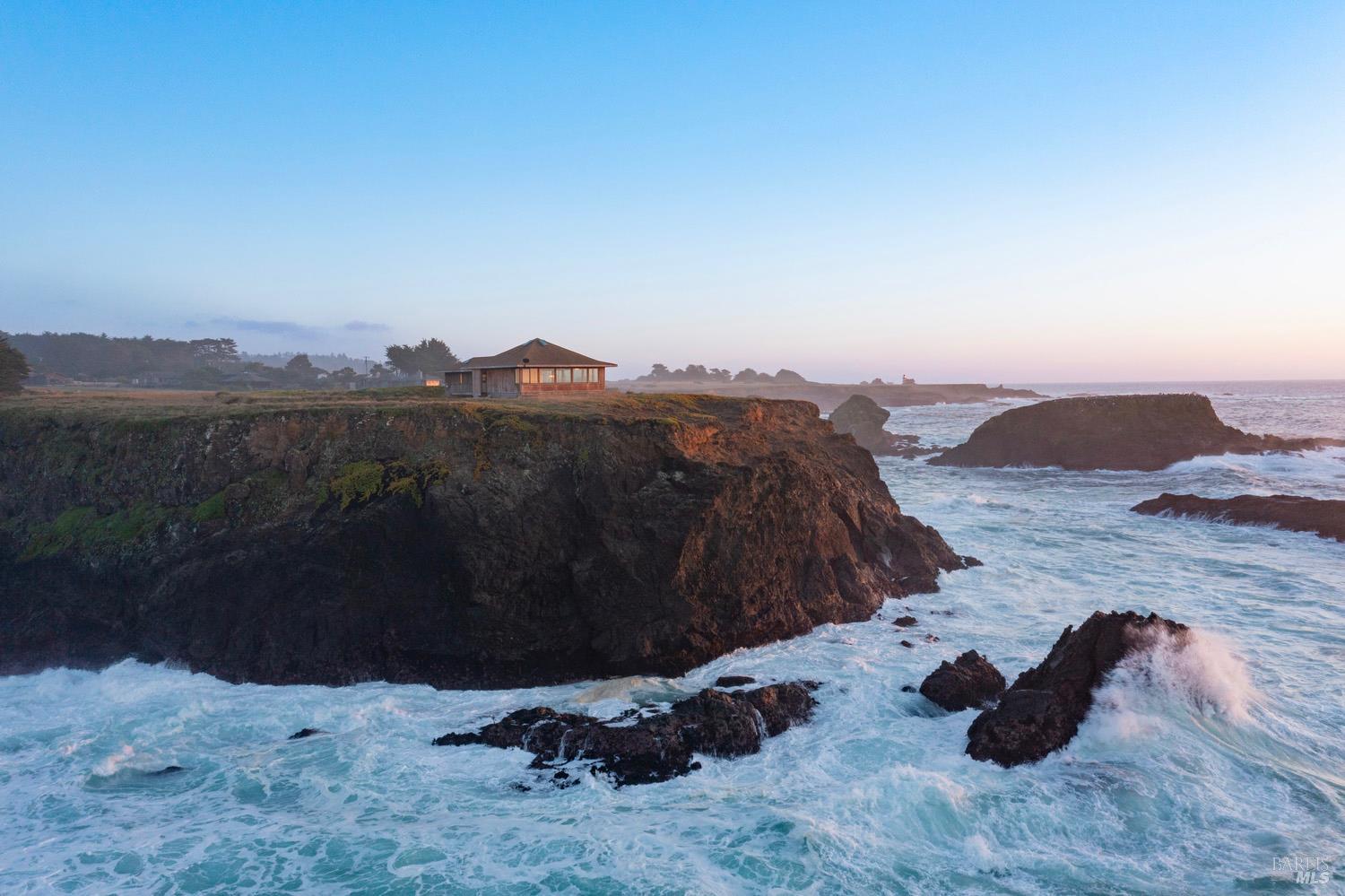 Detail Gallery Image 55 of 63 For 45525 S Caspar Dr, Mendocino,  CA 95460 - 1 Beds | 2 Baths