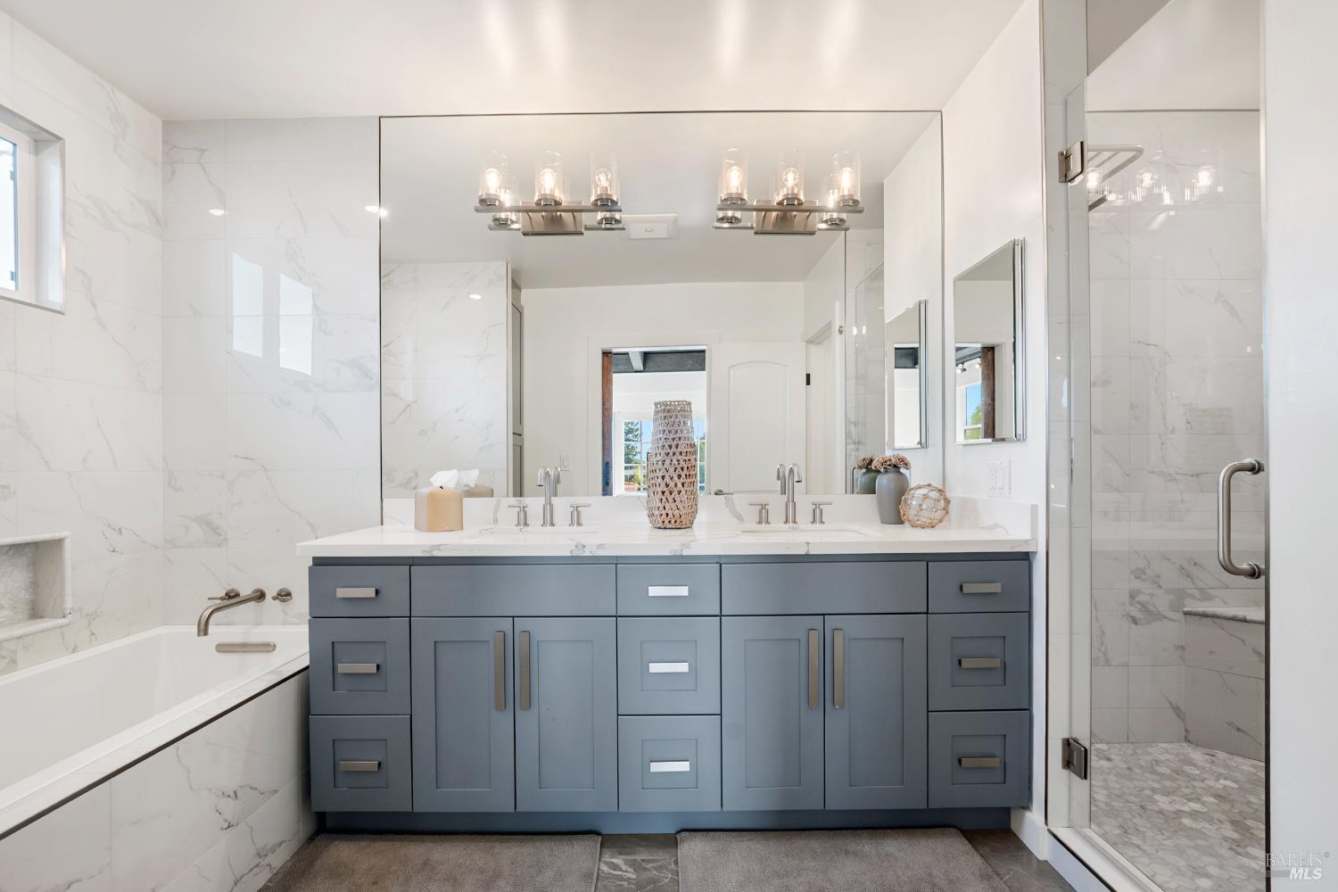 Detail Gallery Image 8 of 85 For 2159 Penny Ln, Napa,  CA 94559 - 5 Beds | 3/1 Baths