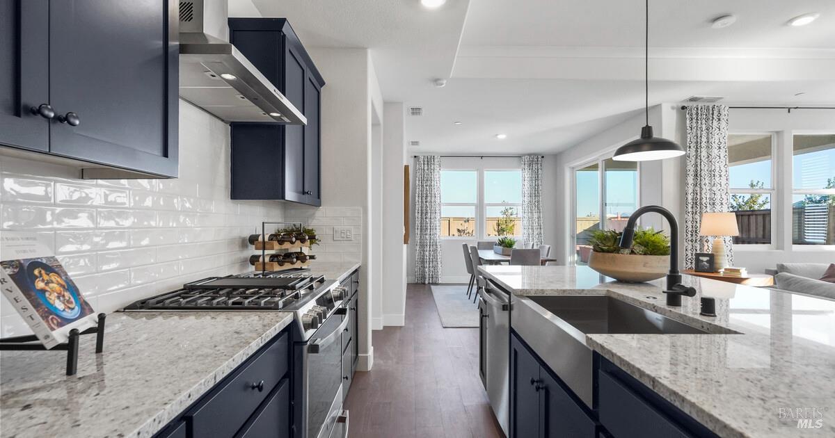 Detail Gallery Image 5 of 25 For 335 Fable Ct, Dixon,  CA 95620 - 2 Beds | 2 Baths