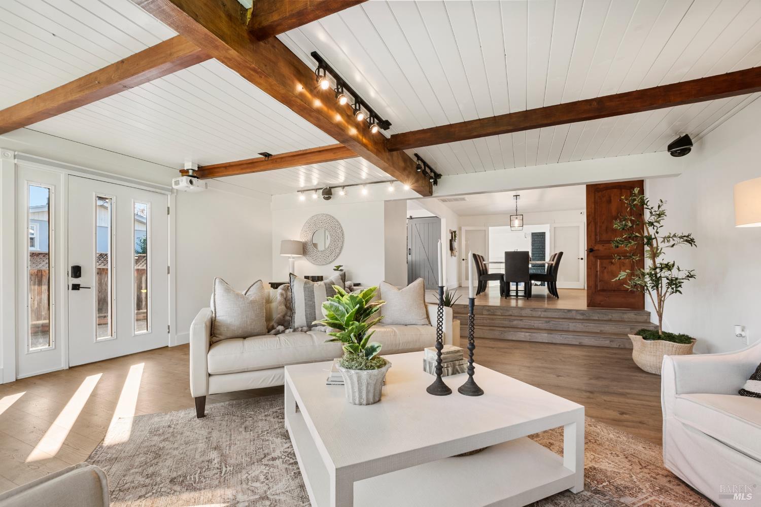 Detail Gallery Image 18 of 85 For 2159 Penny Ln, Napa,  CA 94559 - 5 Beds | 3/1 Baths