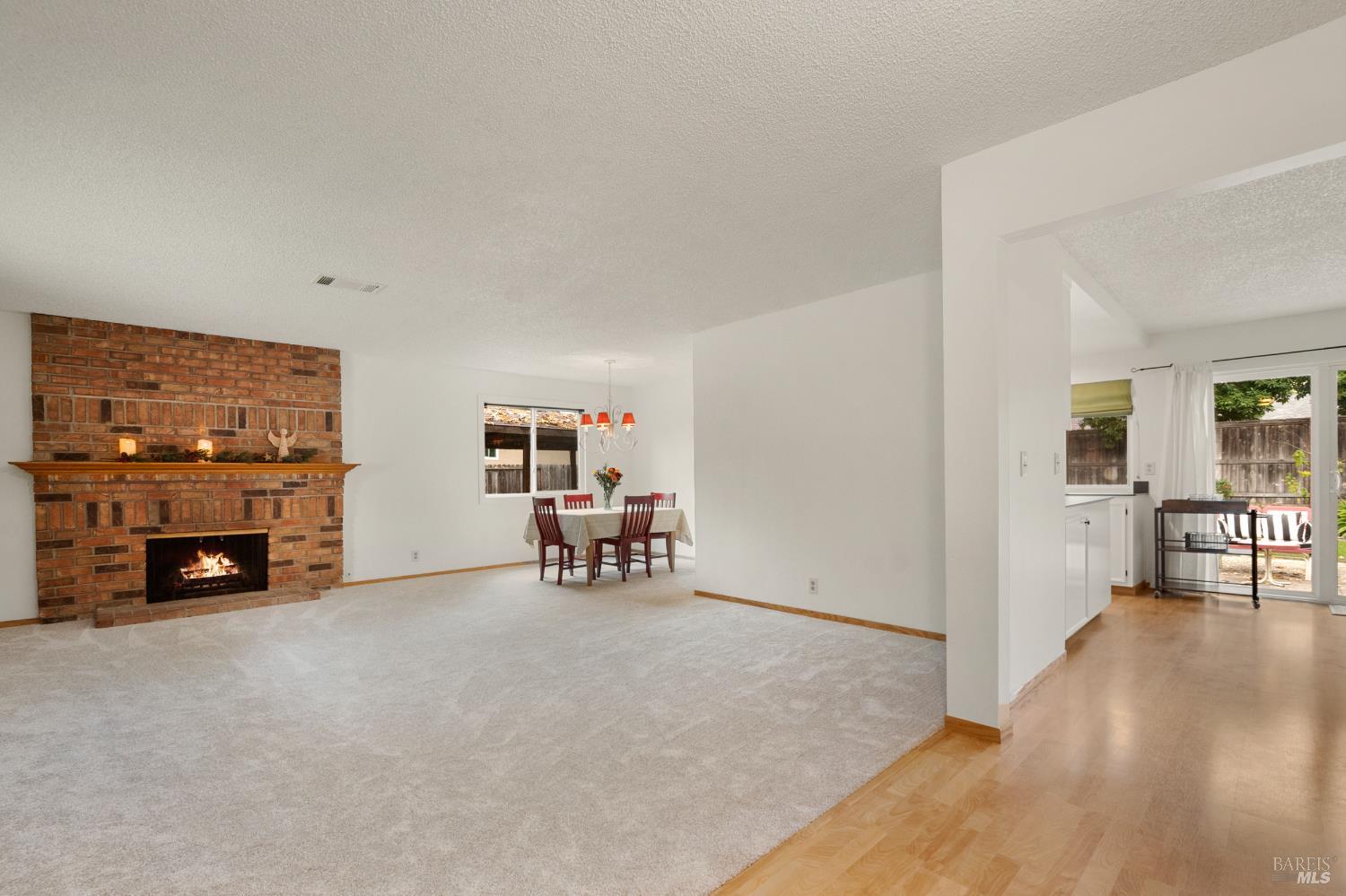 Detail Gallery Image 13 of 52 For 654 Corte Seville Unkn, Vacaville,  CA 95688 - 3 Beds | 2 Baths