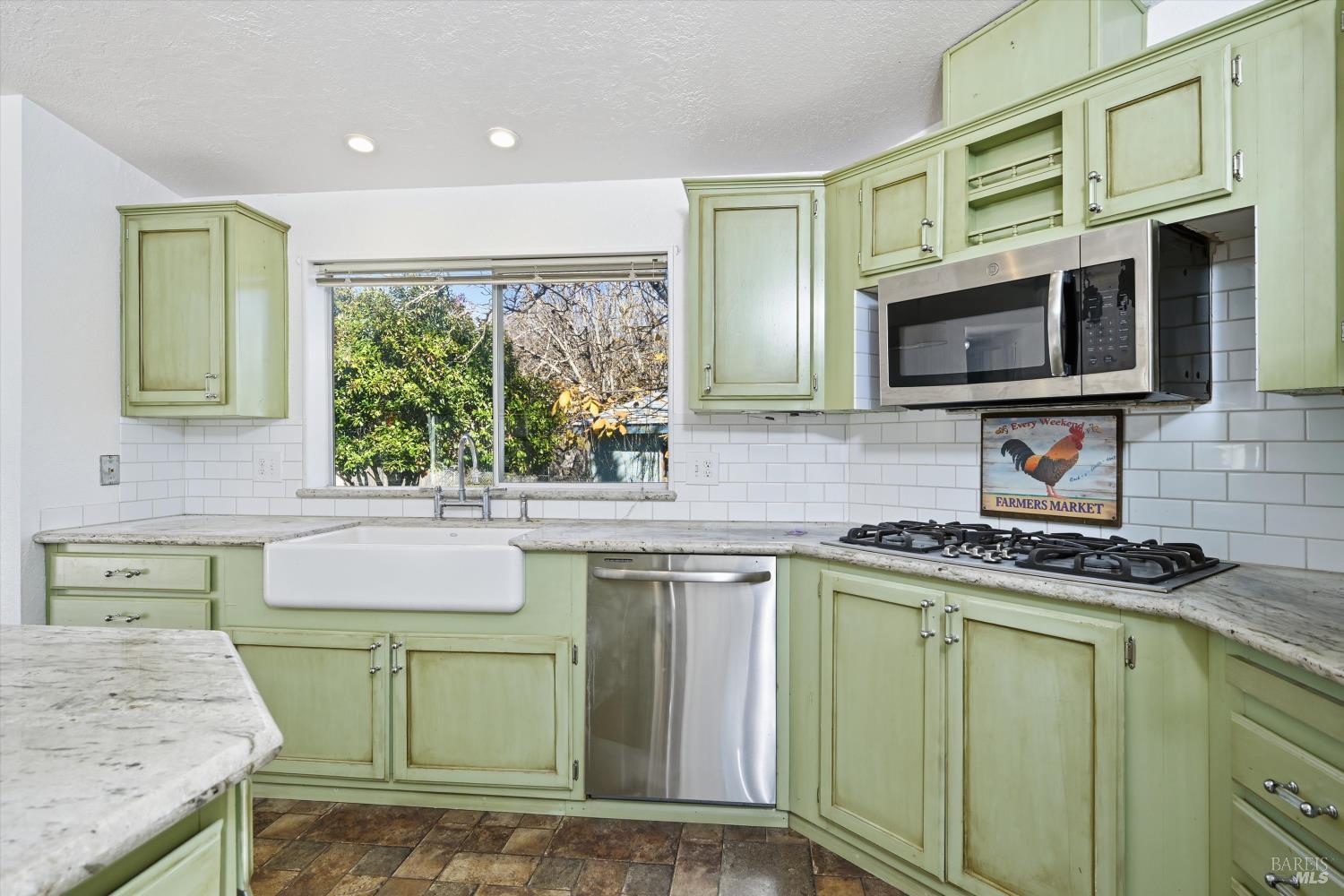 Detail Gallery Image 6 of 35 For 6763 Collier Ave 10, Upper Lake,  CA 95485 - 2 Beds | 2 Baths