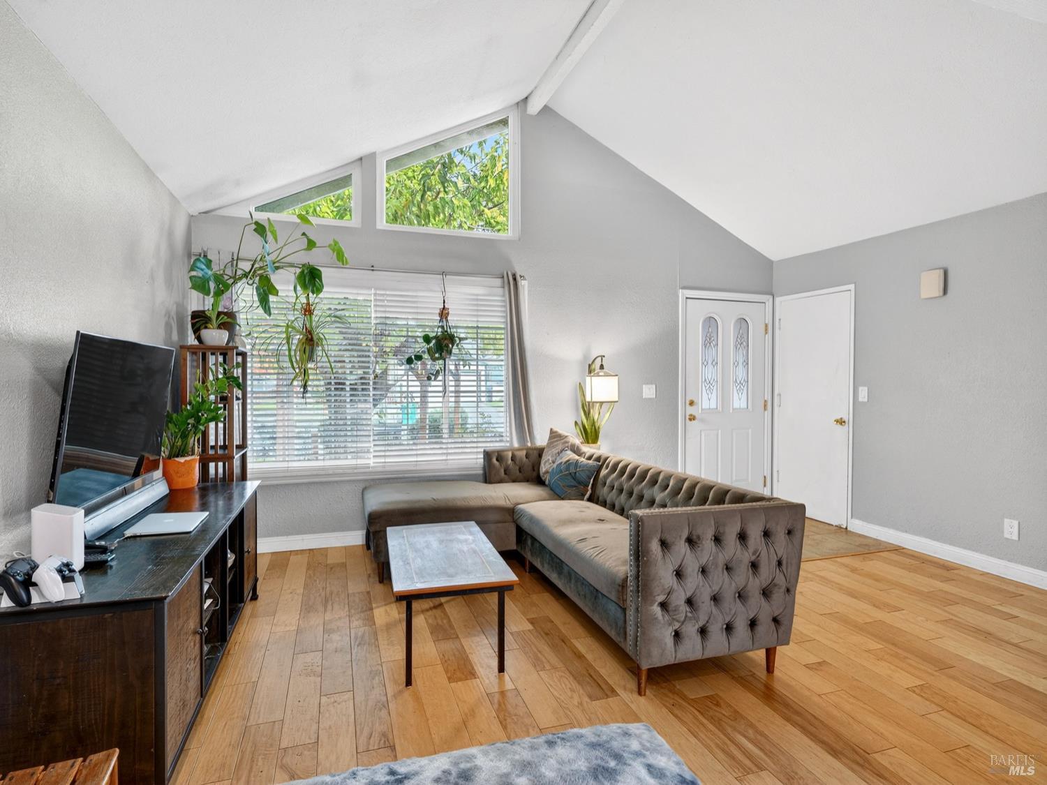 Detail Gallery Image 15 of 43 For 437 Korbel Pl, Santa Rosa,  CA 95409 - 4 Beds | 2 Baths