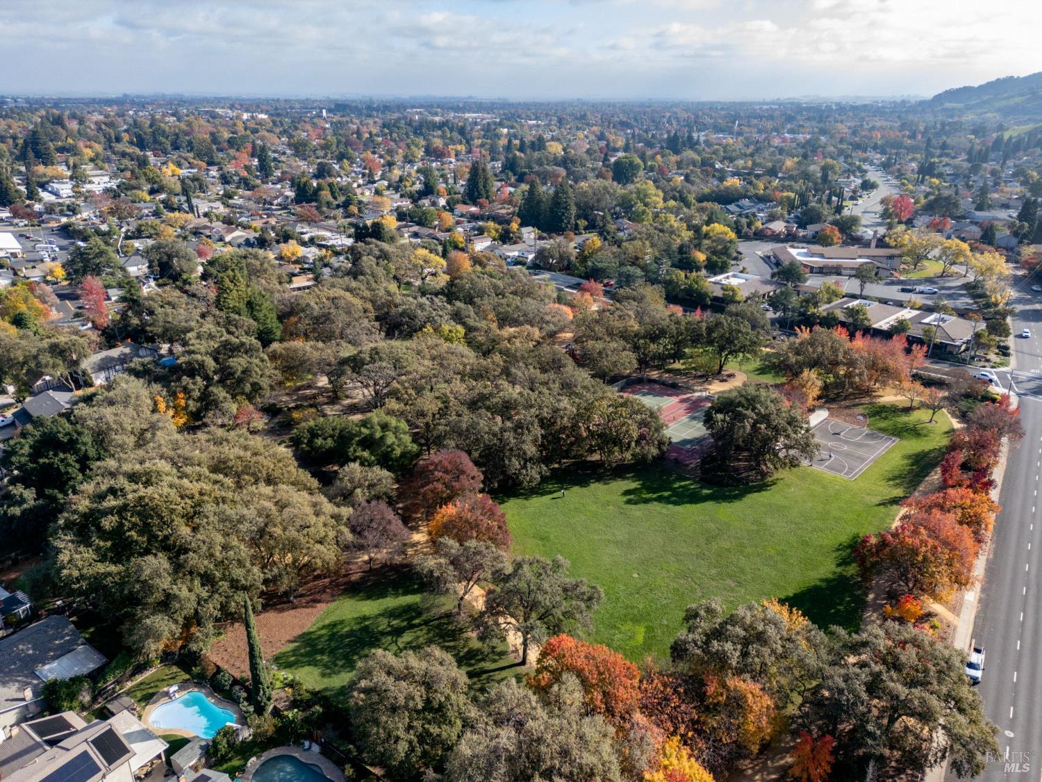 Detail Gallery Image 31 of 36 For 729 Brookside Dr, Vacaville,  CA 95688 - 3 Beds | 2 Baths