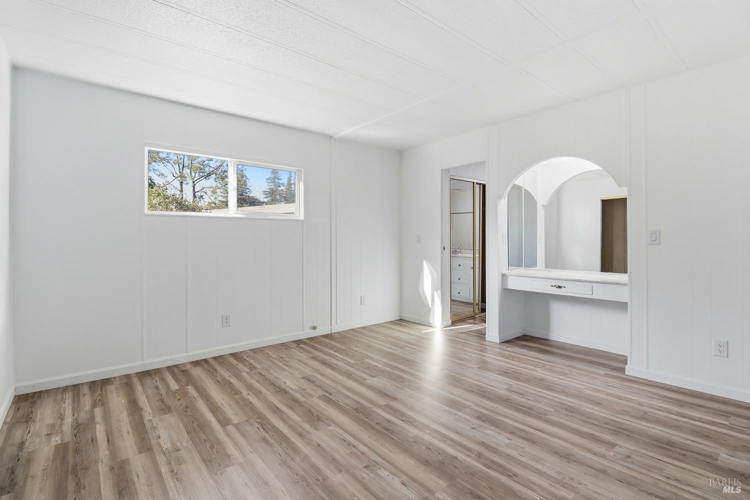 Detail Gallery Image 11 of 22 For 93 W Napa Dr, Petaluma,  CA 94954 - 2 Beds | 2 Baths