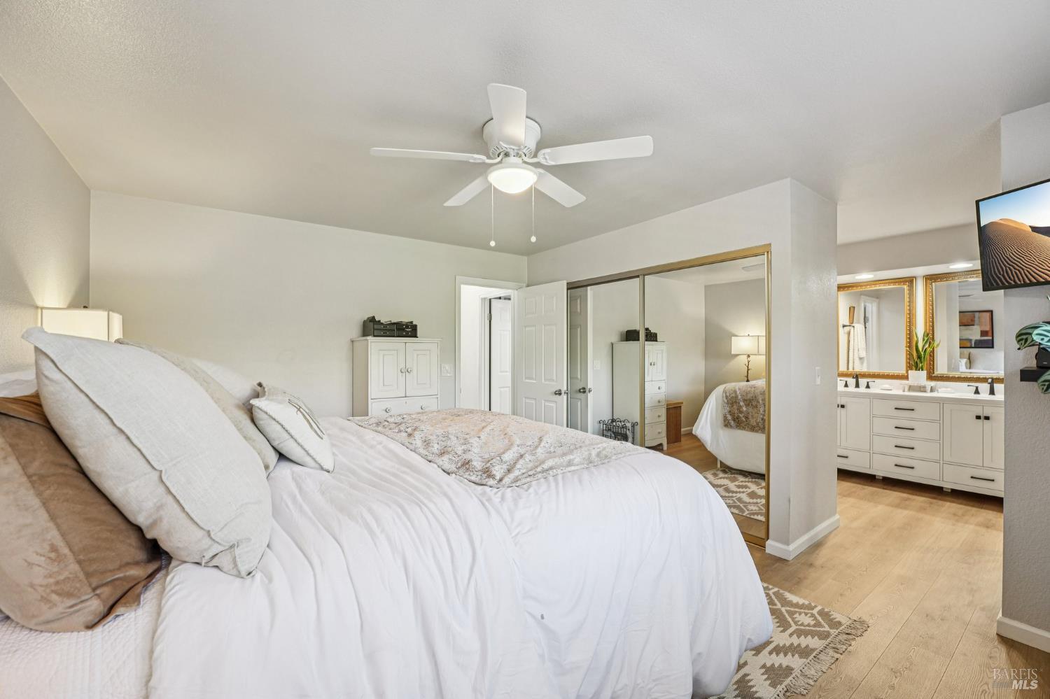 Detail Gallery Image 25 of 64 For 4233 Brookshire Cir, Santa Rosa,  CA 95405 - 4 Beds | 2 Baths