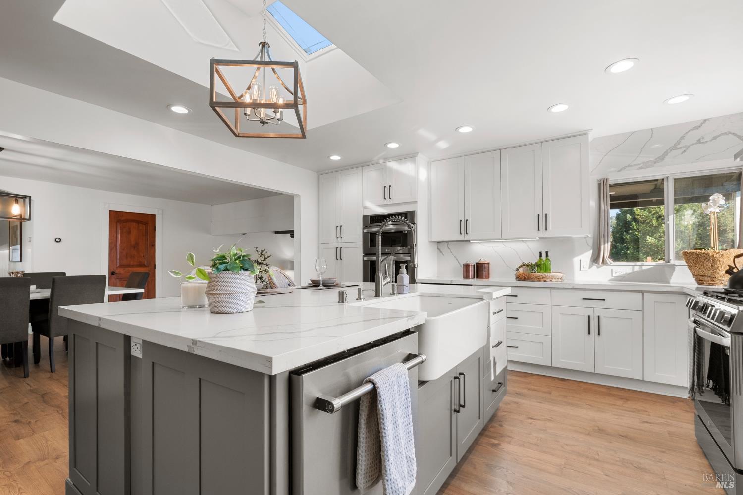 Detail Gallery Image 26 of 85 For 2159 Penny Ln, Napa,  CA 94559 - 5 Beds | 3/1 Baths