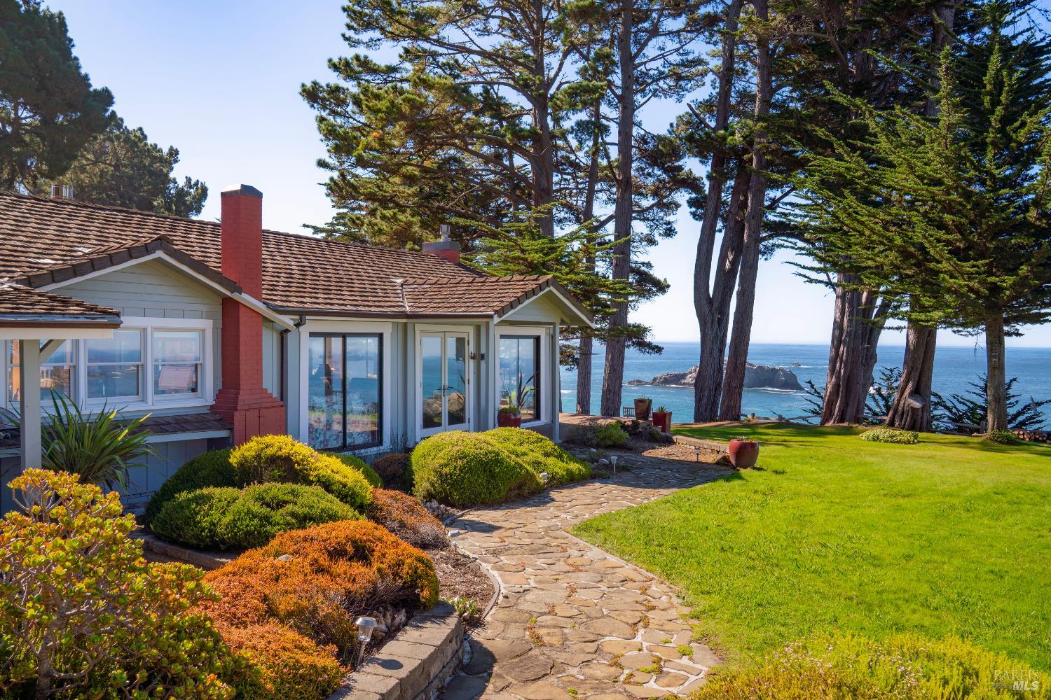 Detail Gallery Image 7 of 77 For 5420 S Highway 1 Unkn, Elk,  CA 95432 - 2 Beds | 3 Baths