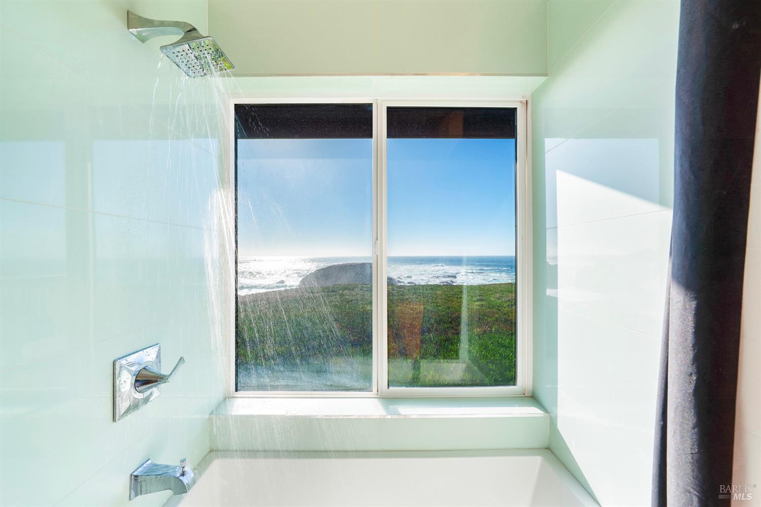 Detail Gallery Image 29 of 63 For 45525 S Caspar Dr, Mendocino,  CA 95460 - 1 Beds | 2 Baths