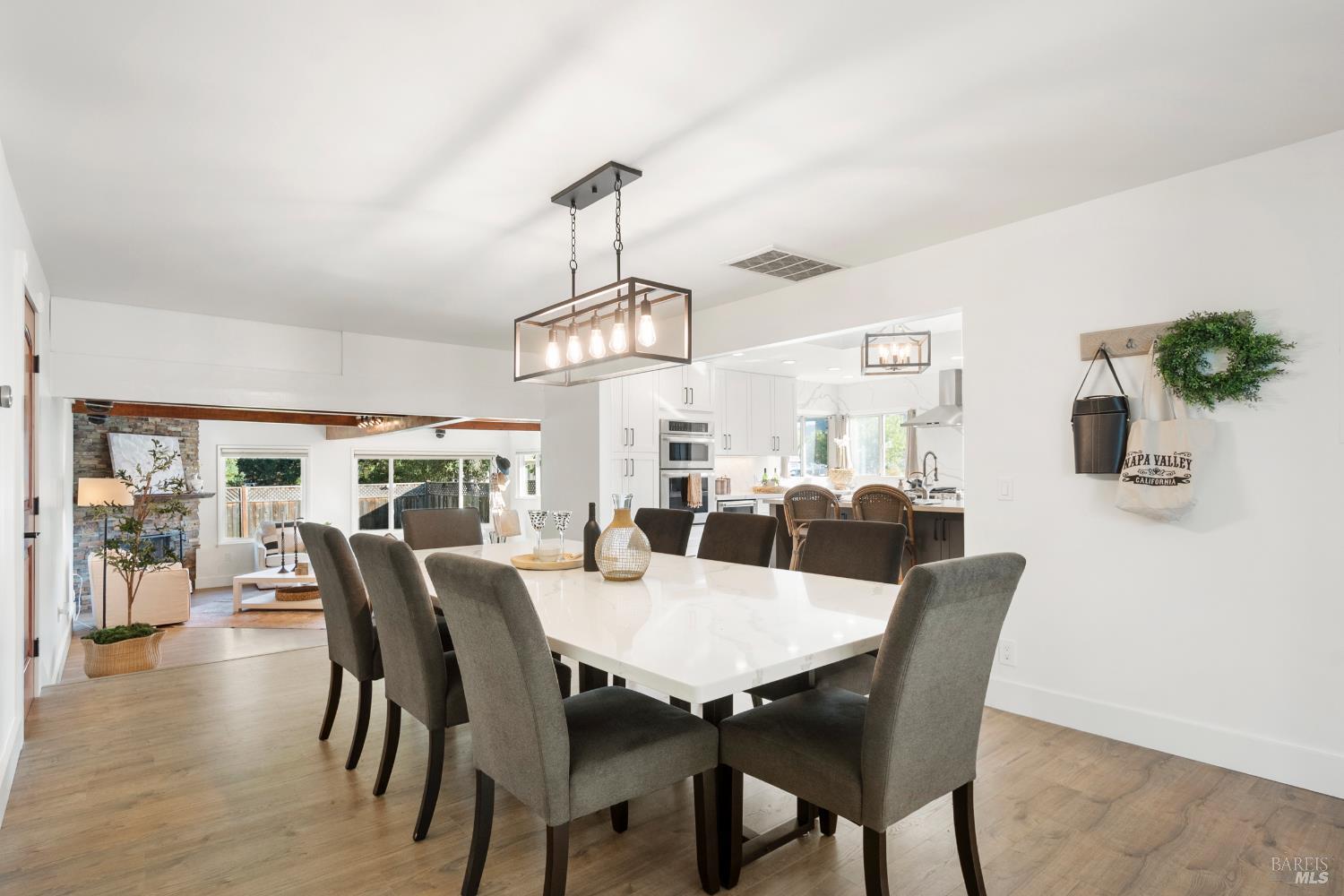 Detail Gallery Image 5 of 85 For 2159 Penny Ln, Napa,  CA 94559 - 5 Beds | 3/1 Baths