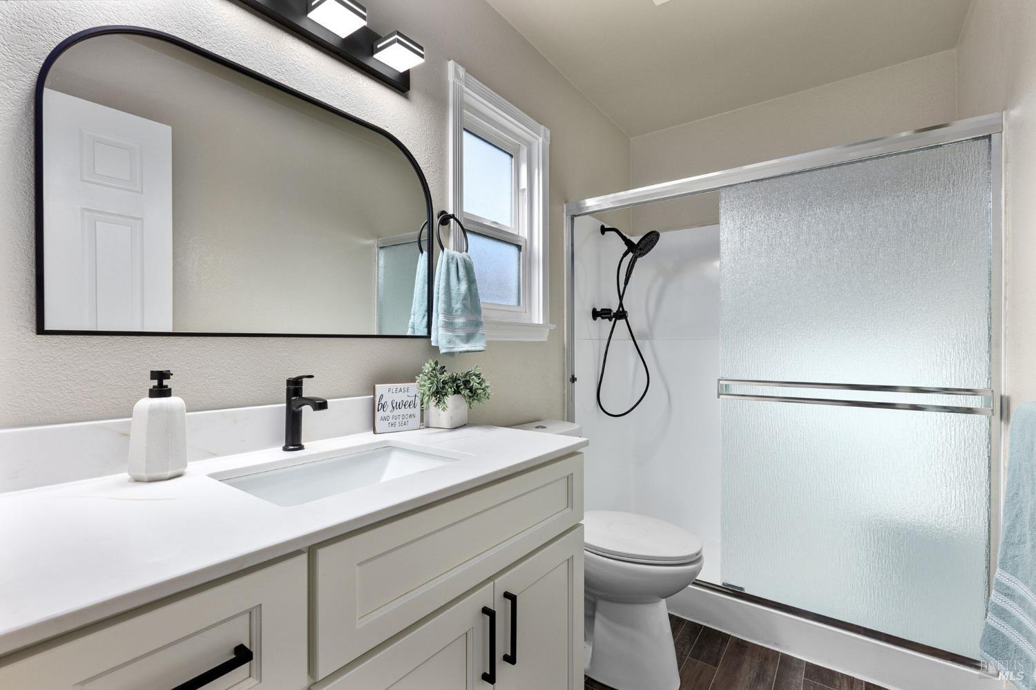 Detail Gallery Image 20 of 36 For 729 Brookside Dr, Vacaville,  CA 95688 - 3 Beds | 2 Baths