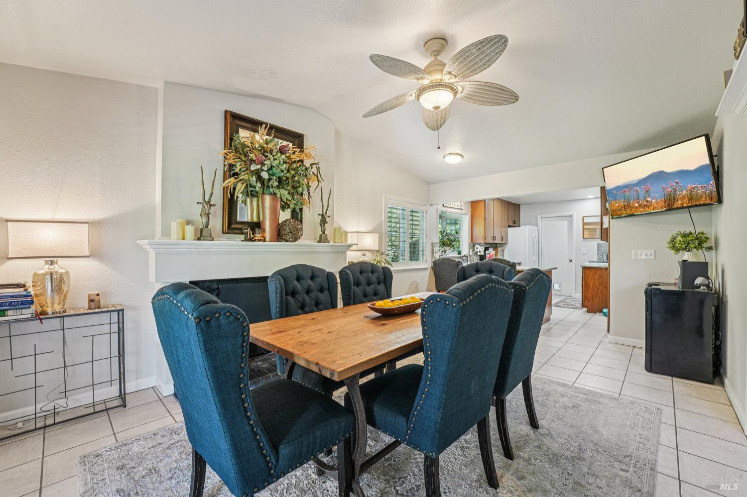 Detail Gallery Image 13 of 64 For 4233 Brookshire Cir, Santa Rosa,  CA 95405 - 4 Beds | 2 Baths