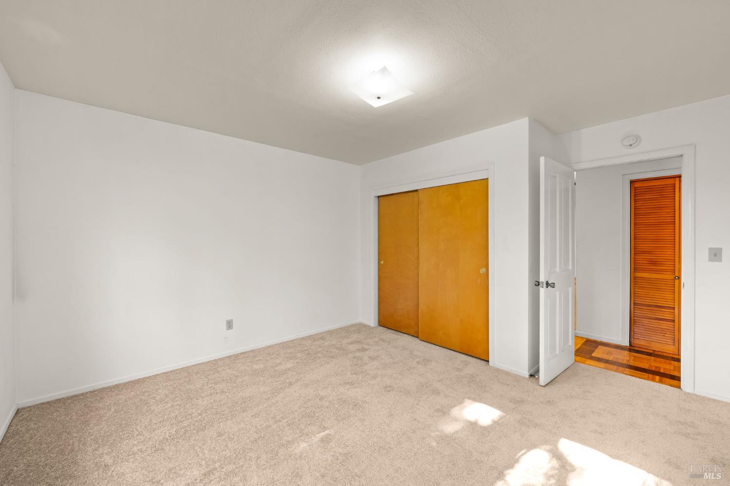 Detail Gallery Image 16 of 31 For 408 Boyes Blvd, Sonoma,  CA 95476 - 3 Beds | 2 Baths