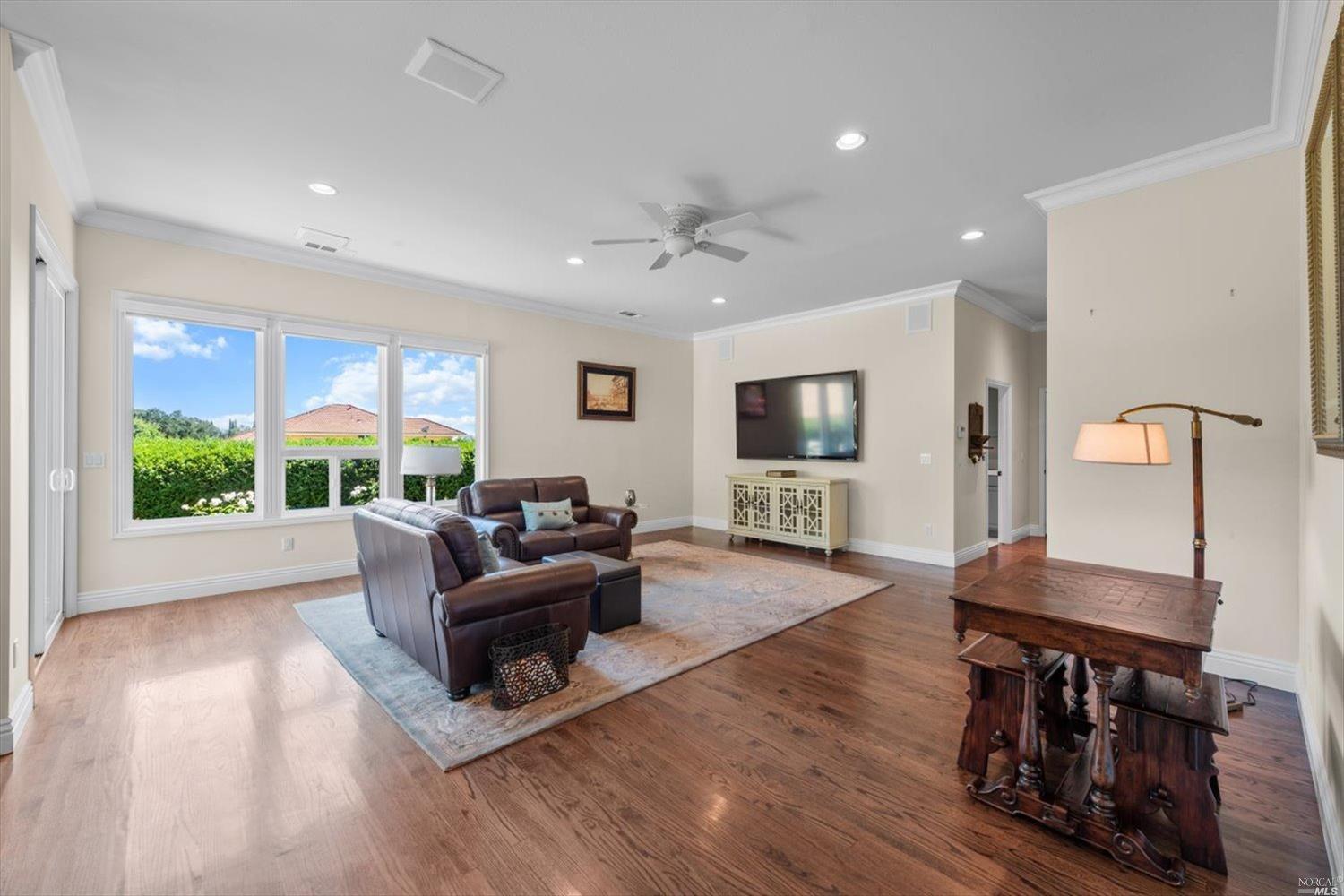 Detail Gallery Image 33 of 78 For 6041 N Vine St, Vacaville,  CA 95688 - 4 Beds | 2/1 Baths