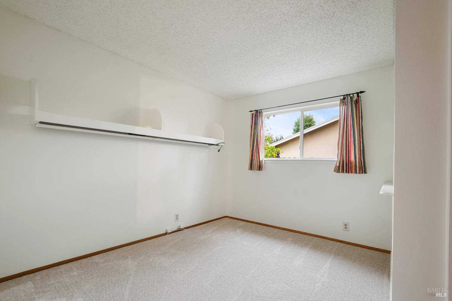 Detail Gallery Image 28 of 52 For 654 Corte Seville Unkn, Vacaville,  CA 95688 - 3 Beds | 2 Baths