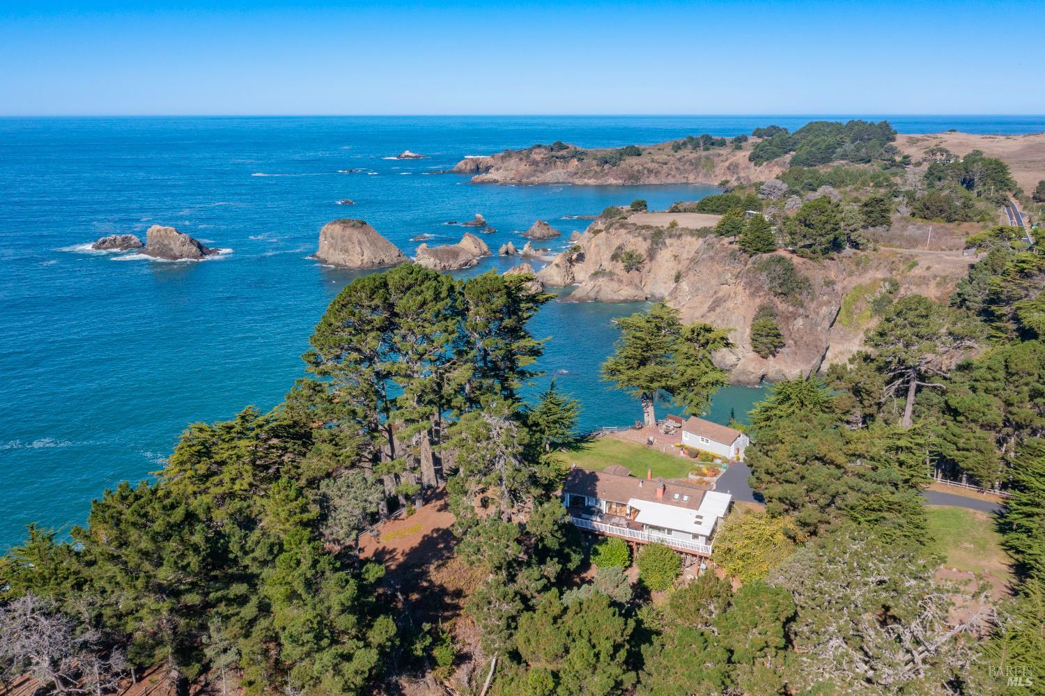 Detail Gallery Image 17 of 77 For 5420 S Highway 1 Unkn, Elk,  CA 95432 - 2 Beds | 3 Baths