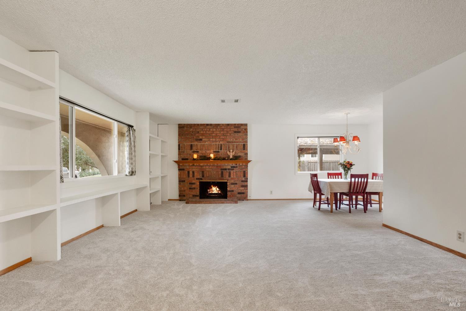 Detail Gallery Image 8 of 52 For 654 Corte Seville Unkn, Vacaville,  CA 95688 - 3 Beds | 2 Baths