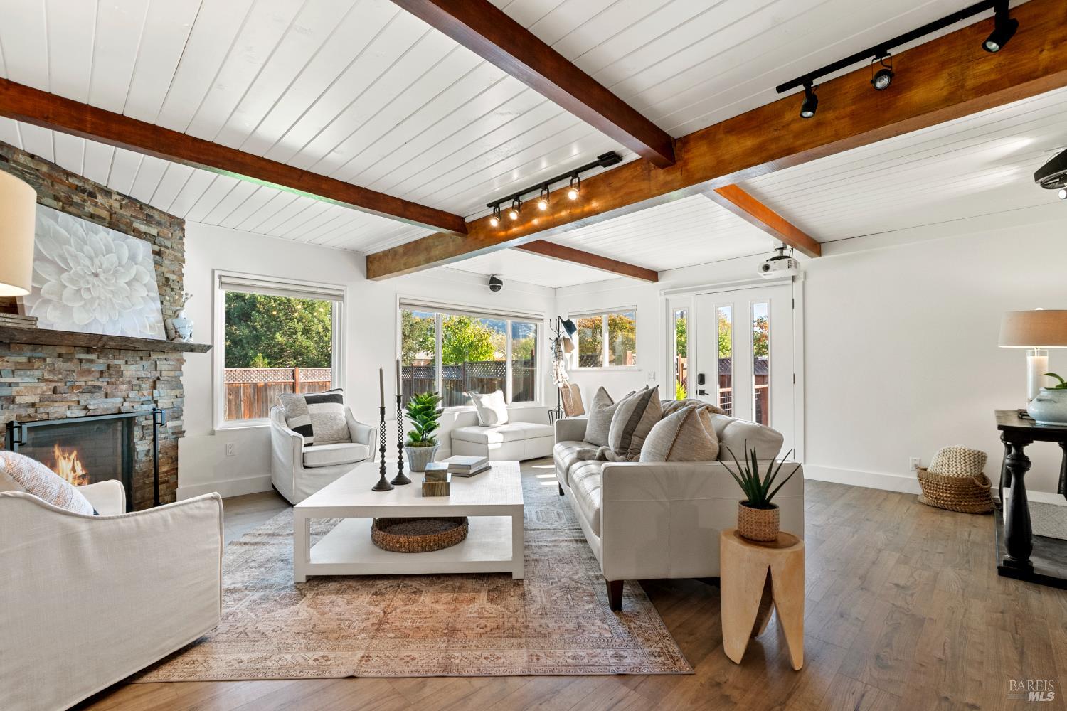 Detail Gallery Image 3 of 85 For 2159 Penny Ln, Napa,  CA 94559 - 5 Beds | 3/1 Baths