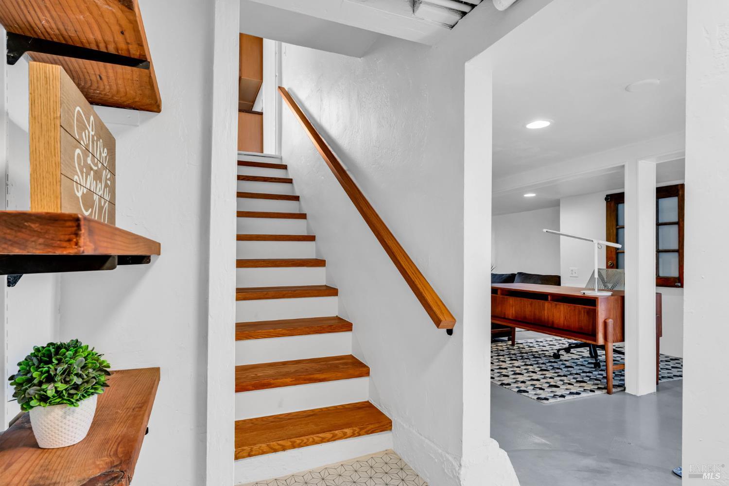 Detail Gallery Image 31 of 43 For 8 Santa Paula Way, Vallejo,  CA 94590 - 2 Beds | 1 Baths