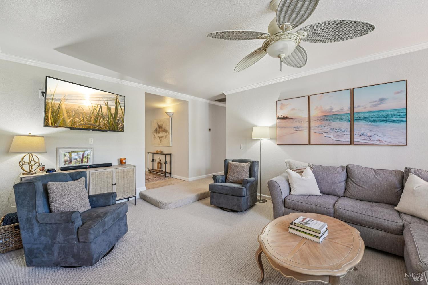 Detail Gallery Image 11 of 64 For 4233 Brookshire Cir, Santa Rosa,  CA 95405 - 4 Beds | 2 Baths