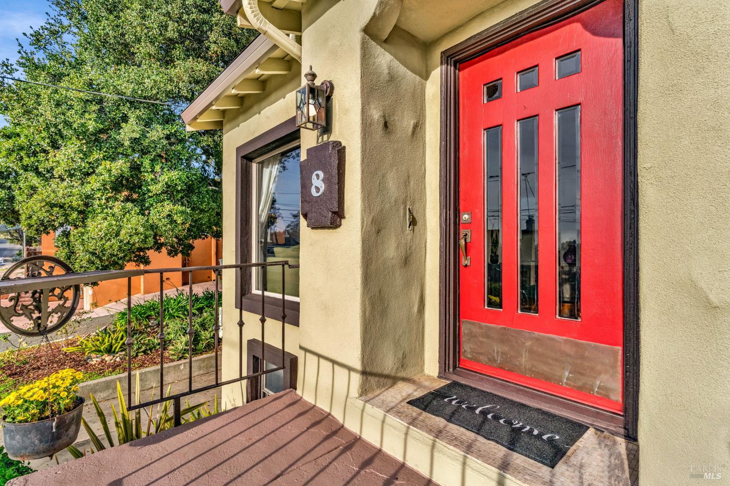 Detail Gallery Image 4 of 43 For 8 Santa Paula Way, Vallejo,  CA 94590 - 2 Beds | 1 Baths