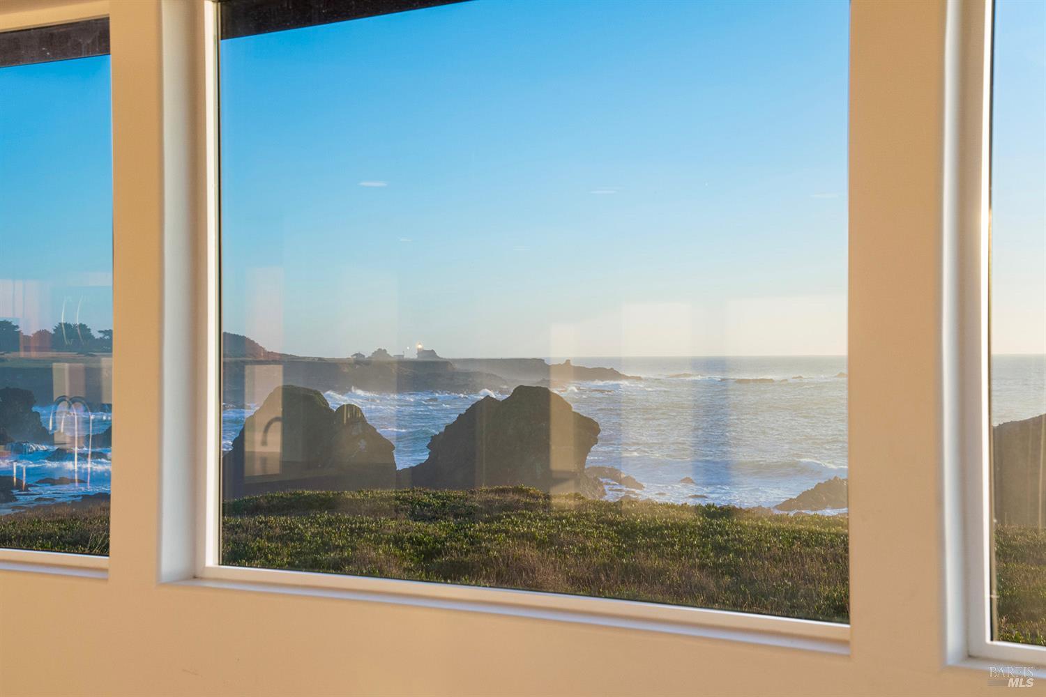 Detail Gallery Image 13 of 63 For 45525 S Caspar Dr, Mendocino,  CA 95460 - 1 Beds | 2 Baths