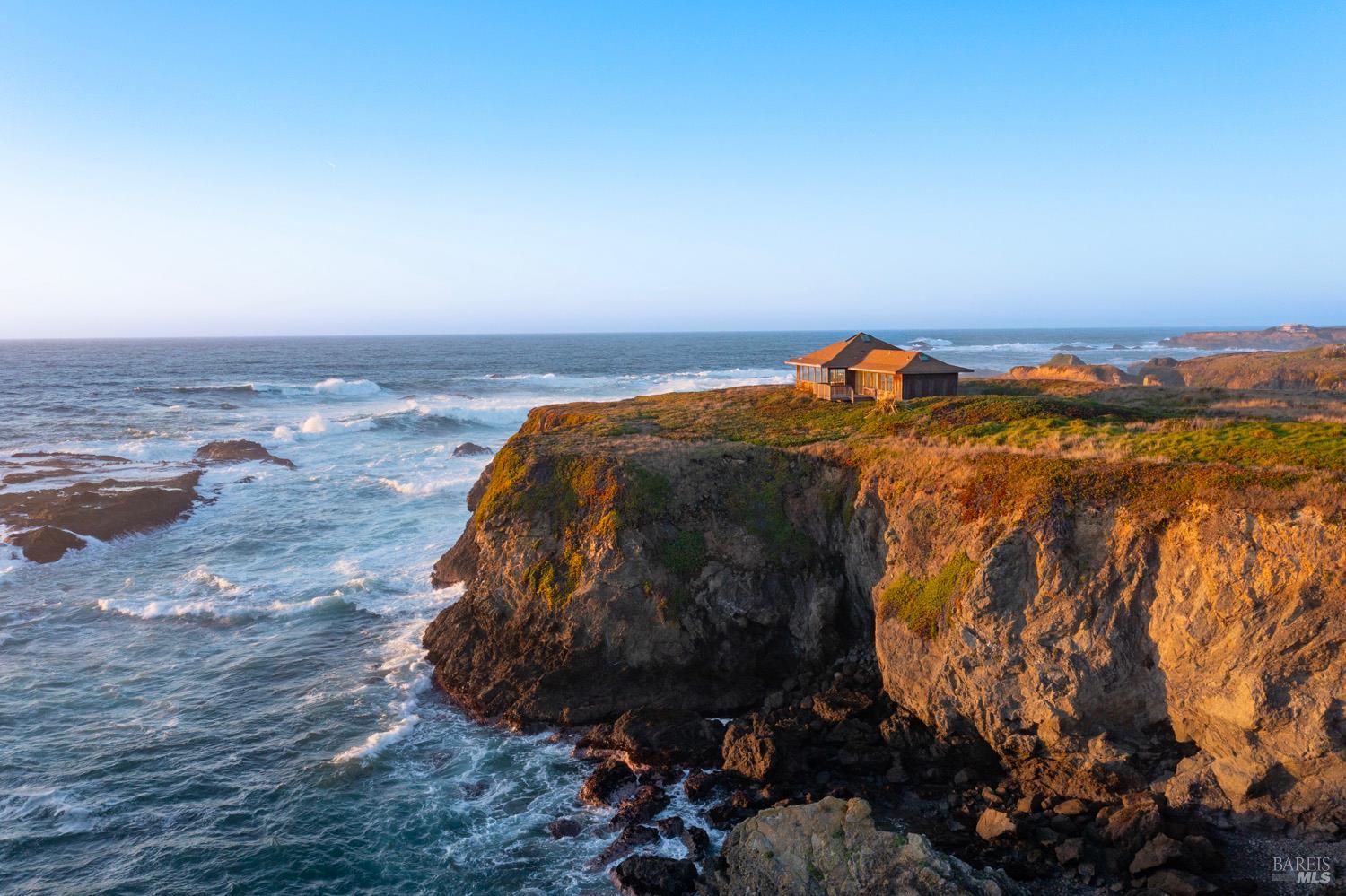 Detail Gallery Image 52 of 63 For 45525 S Caspar Dr, Mendocino,  CA 95460 - 1 Beds | 2 Baths