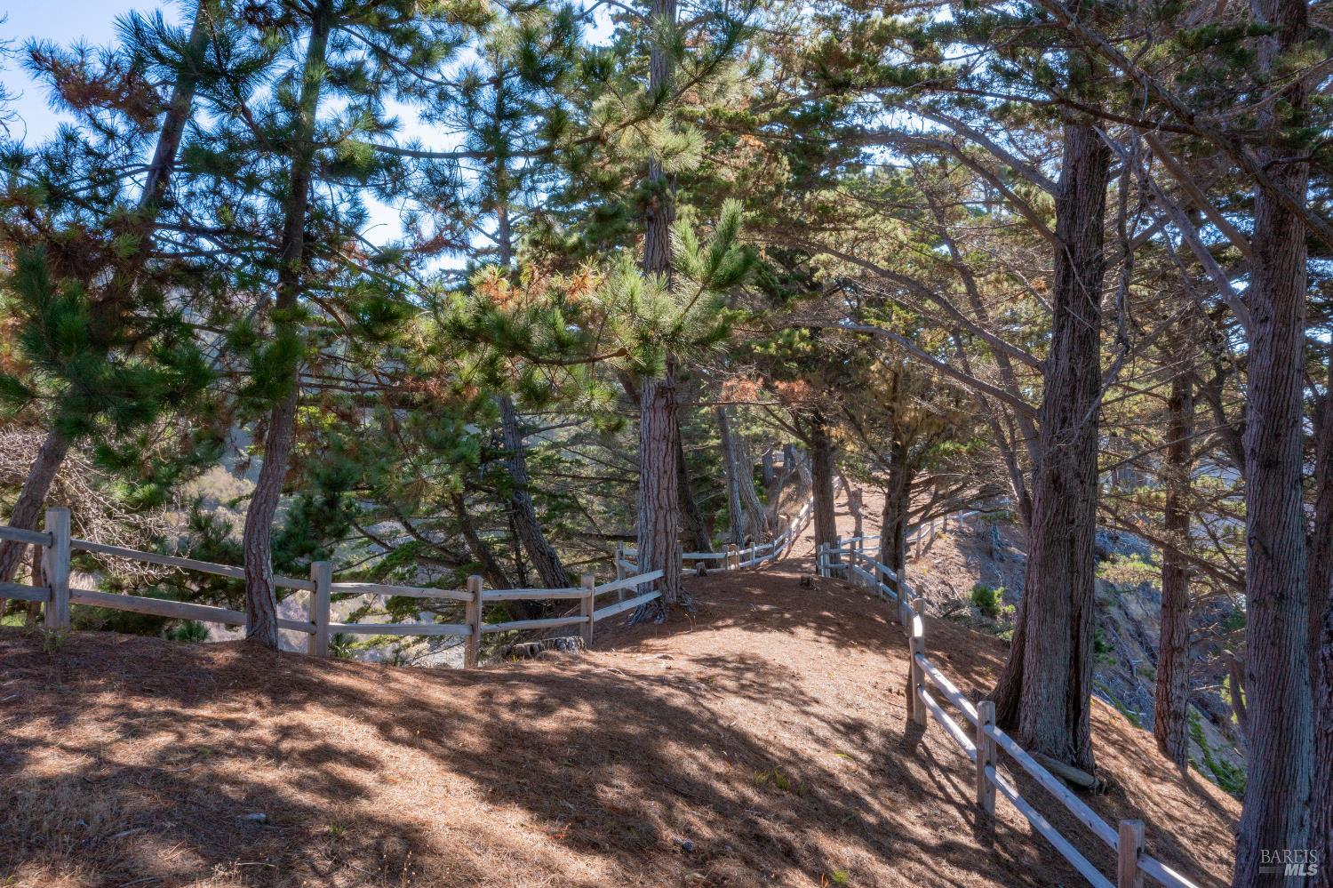 Detail Gallery Image 15 of 77 For 5420 S Highway 1 Unkn, Elk,  CA 95432 - 2 Beds | 3 Baths