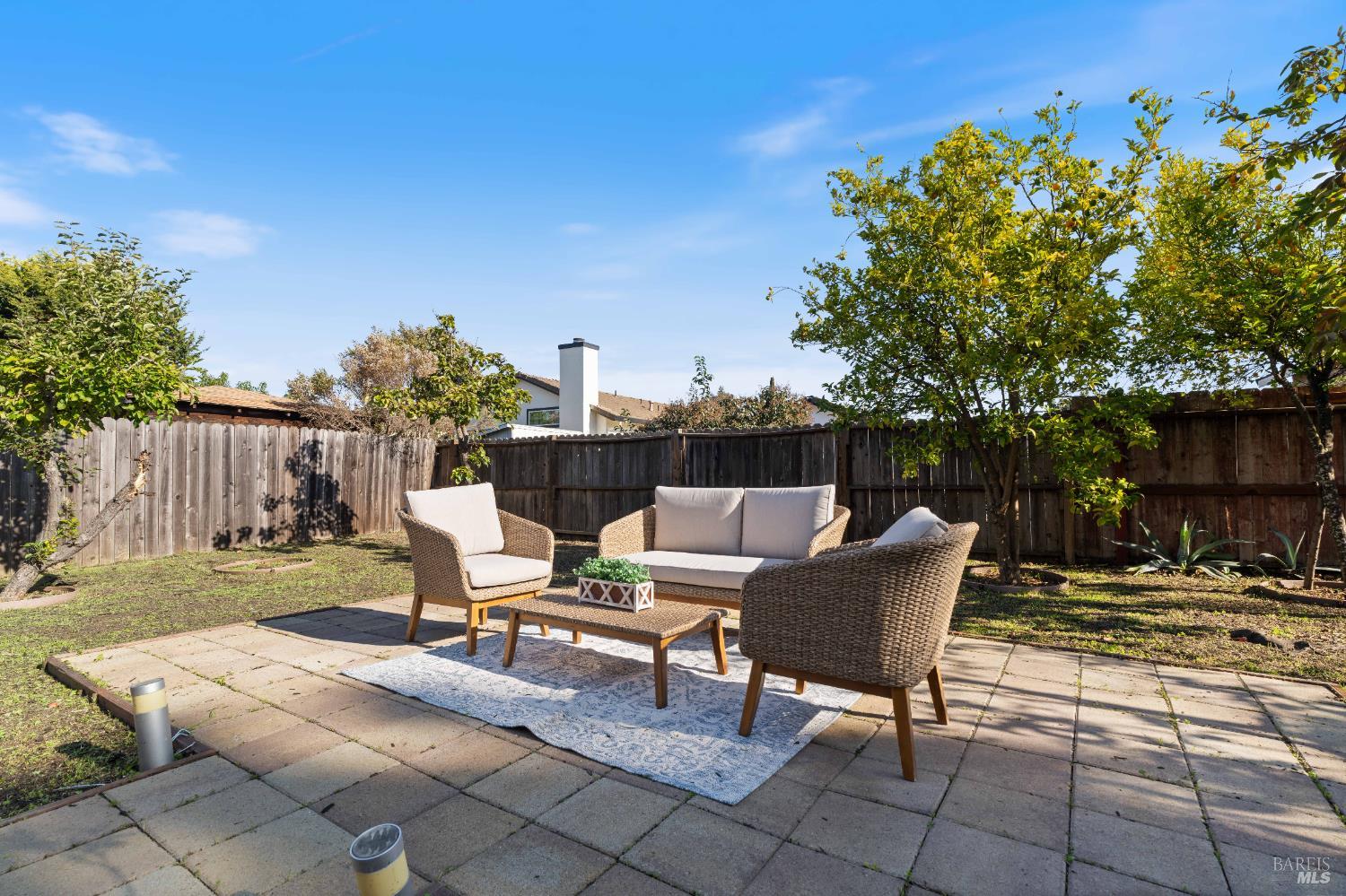 Detail Gallery Image 36 of 44 For 272 Mica Dr, Vallejo,  CA 94589 - 4 Beds | 2/1 Baths