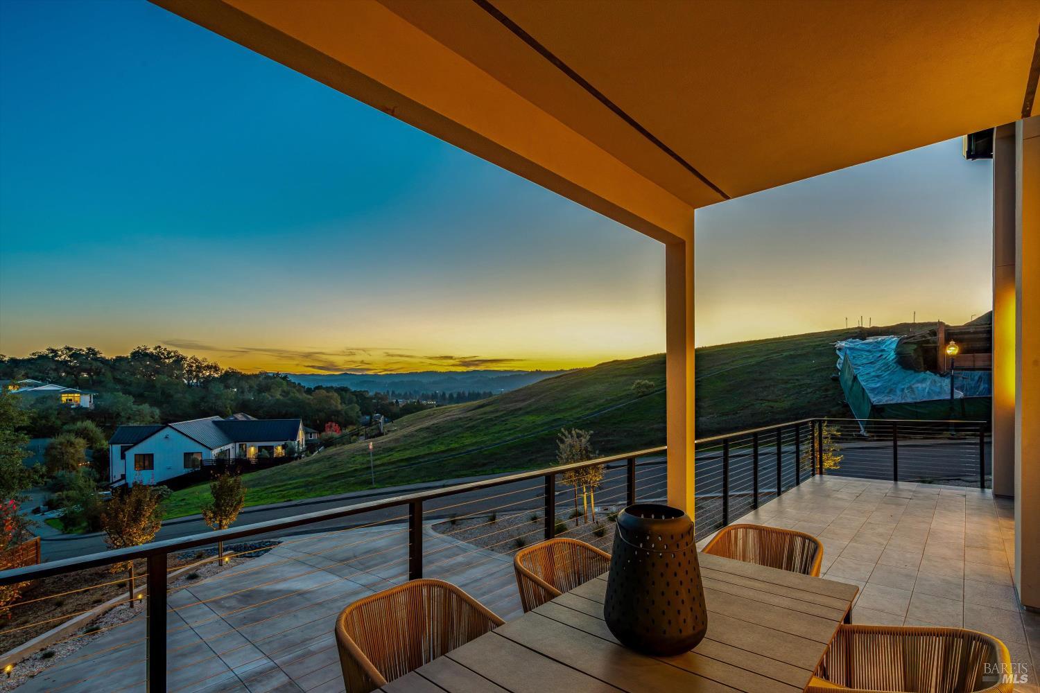 Detail Gallery Image 95 of 99 For 1580 Clear Ridge Dr, Healdsburg,  CA 95448 - 4 Beds | 4/1 Baths