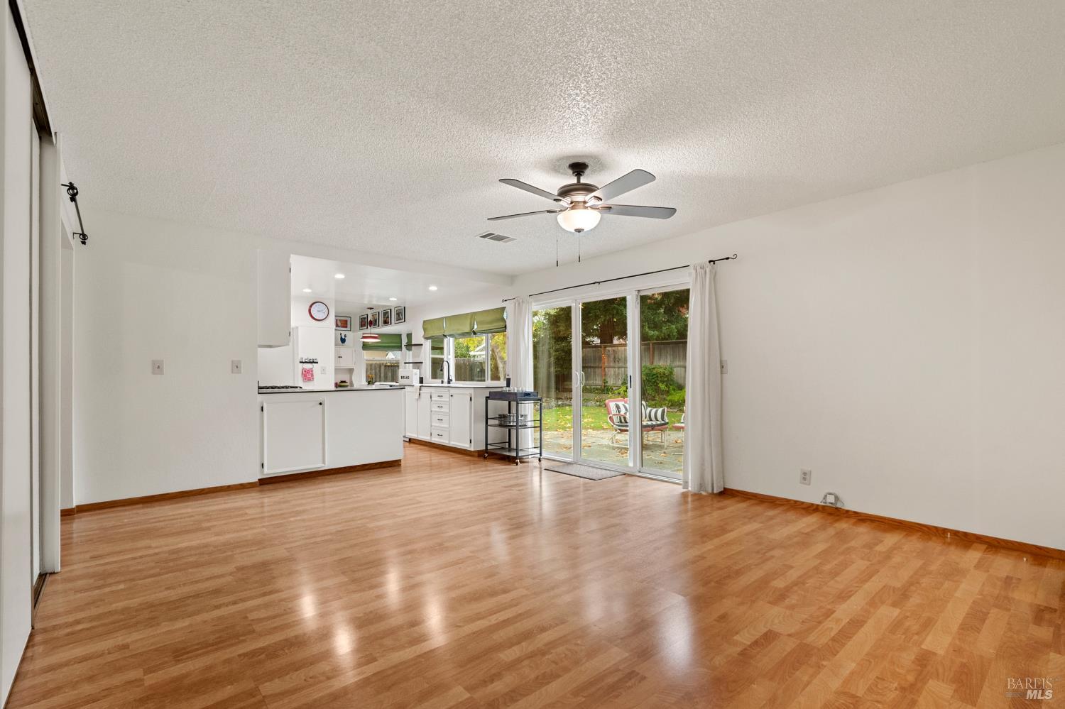 Detail Gallery Image 23 of 52 For 654 Corte Seville Unkn, Vacaville,  CA 95688 - 3 Beds | 2 Baths